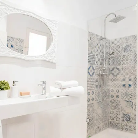 Сasa de vacaciones Milano - Jacuzzi Rooftop Lounge With Bbq And Billiard Sliema