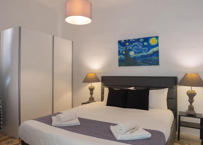 Milano - Jacuzzi Rooftop Lounge With Bbq And Billiard *